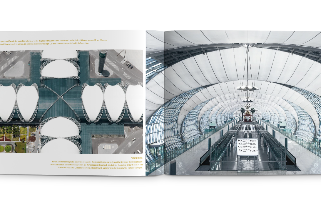 Querformatige Doppelseite mit Architekturfotos.